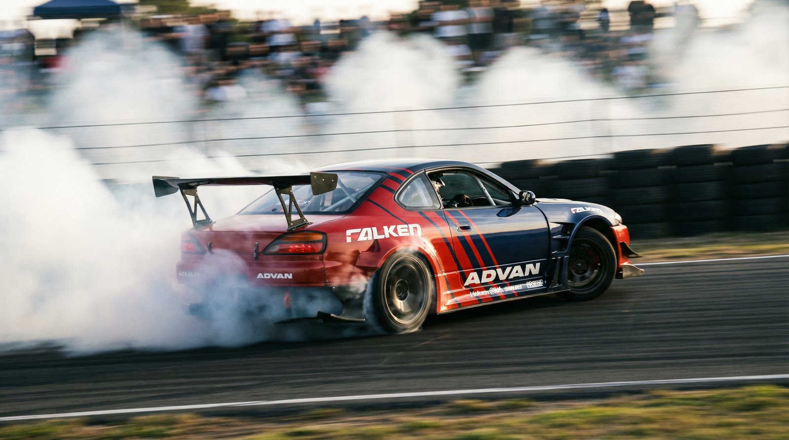 蜜芽赛道跑车视频